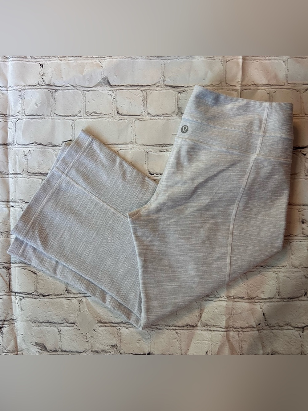 Lululemon Wunder Under High Rise 21” Crop Women’s Light Gray Heathered Leggings